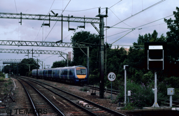 C2C 357 unit leaving Grays