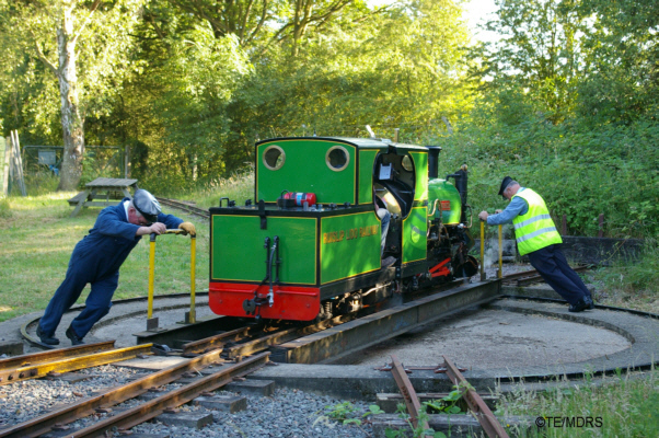 Mad Bess on the Ruislip Lido turntable