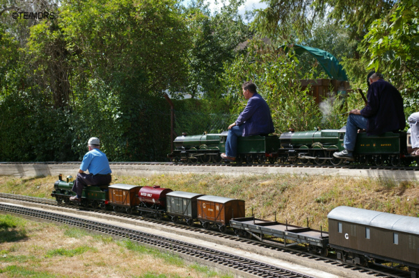 Kings passing Dean Goods