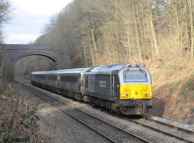 Penultimate up Wrexham train near Seer Green (photo by Chris Waite)