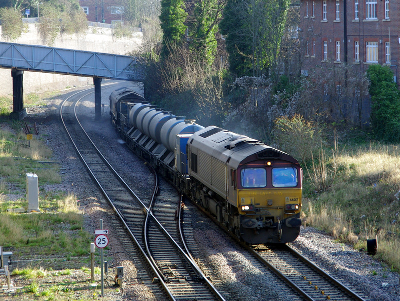 Last RHTT of the 2012 season passing High Wycombe (photo by Tim Edmonds).