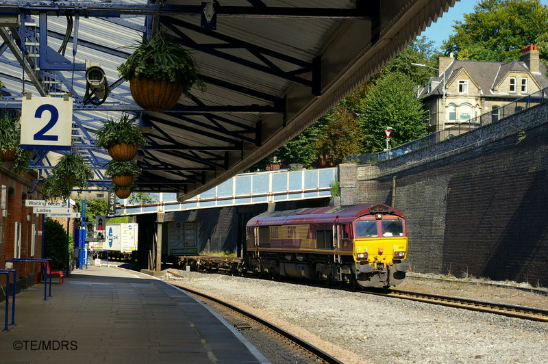 Diverted west coast intermodal working at High Wycombe