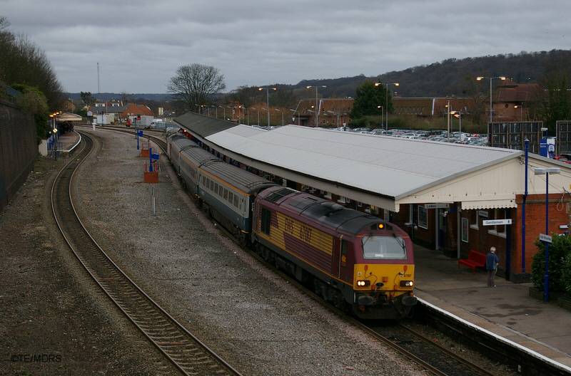 67017 and 67016 at High Wycombe
