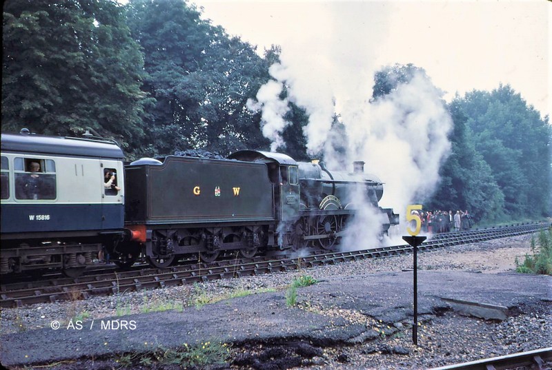 6998 at Bourne End