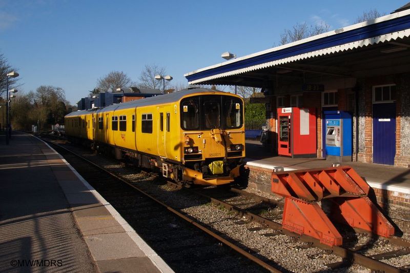 950001 at Bourne End station