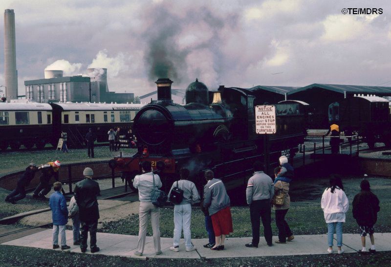 9217 performs for onlookers on the turntable (Tim Edmonds)