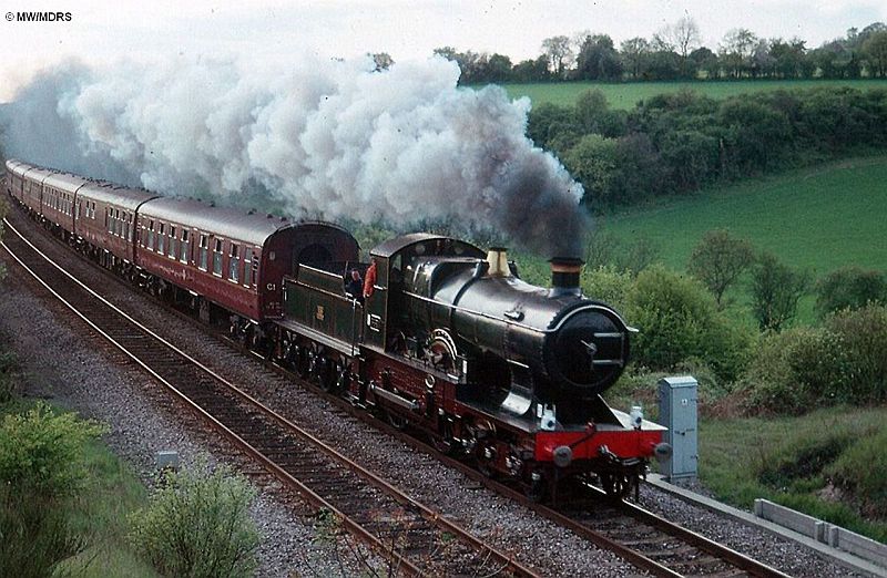 3440 approaches Whitehouse Tunnel (Mike Walker)